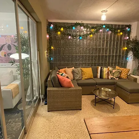 - Large Luxury With Sea View